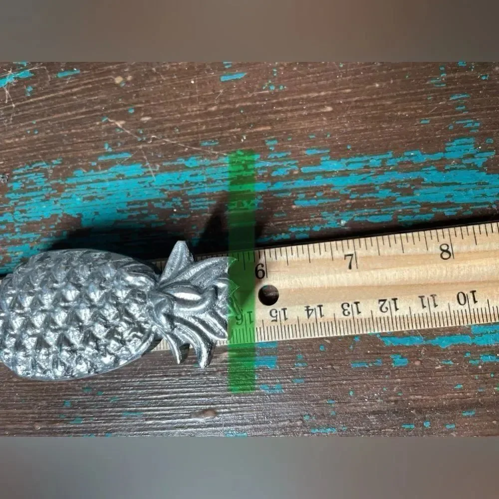 NEW! Pineapple Aluminum Spreader & Bottle Opener NWT